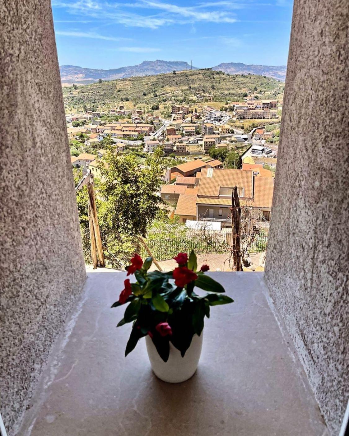 Crysas Home Assoro Экстерьер фото